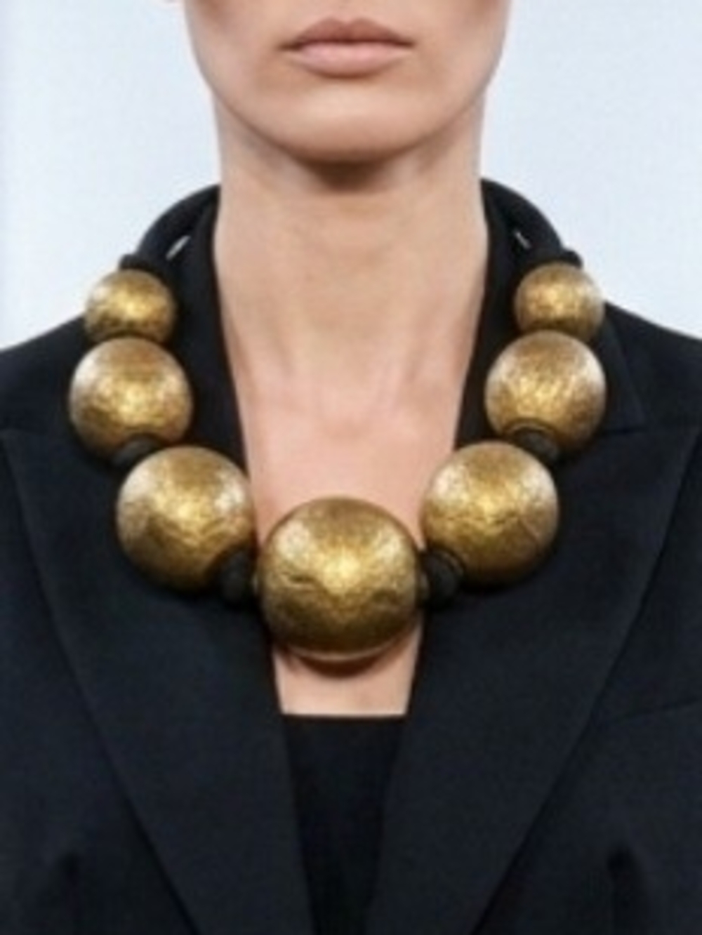 Iris Apfel Bajalia Gold Tone Statement Bead Necklace - Elegant Women's Jewelry